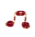 Taboom (NL) Taboom D-Ring Collar and Wrist Cuffs Red