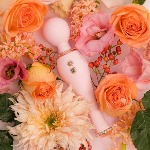 HighOnLove OBJECTS OF LUXURY Gift Set